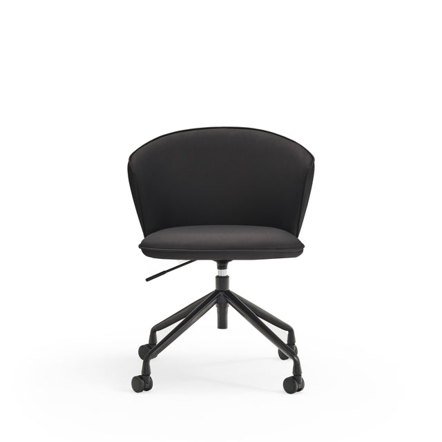 Silla Giratoria 360º ADD Negro Con Ruedas con acabado negro en ambiente de estilo nórdico