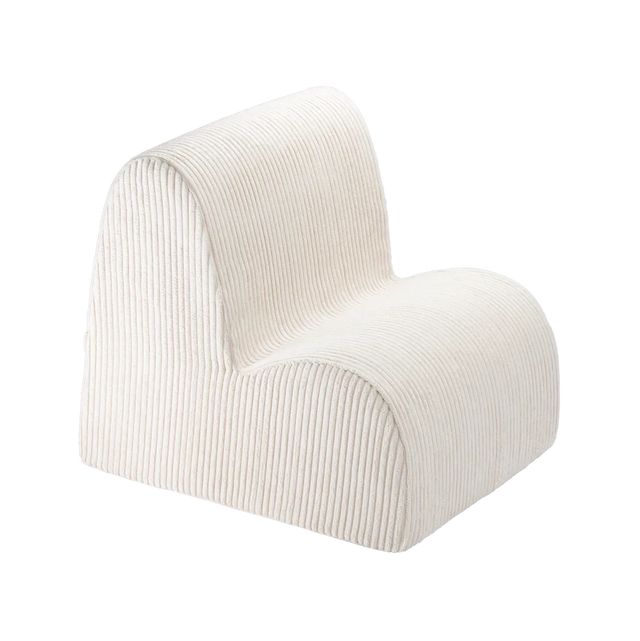 Silla Infantil Nube de Pana Blanca Crema con acabado crema vista principal de estilo nórdico