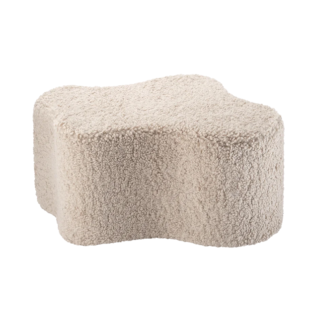 Mueble Puf Infantil Nube de Borreguito Beige con acabado beige vista principal de estilo nórdico