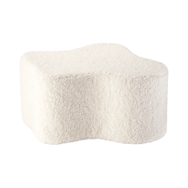 Mueble Puf Infantil Nube de Borreguito Blanco Crema con acabado blanco, acabado crema vista principal de estilo nórdico