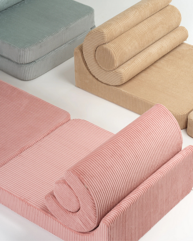 Sofá Infantil Modular de Pana Rosa en ambiente de estilo nórdico