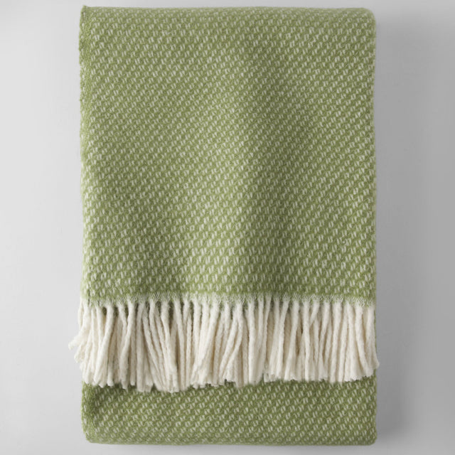 Mueble Manta Wabi Verde Oliva con verde oliva, acabado verde vista principal de estilo nórdico