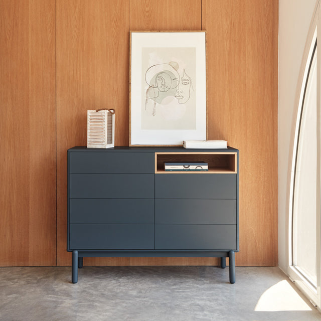 Cómoda Corvo 120 Gris Antracita con acabado gris vista principal de estilo nórdico