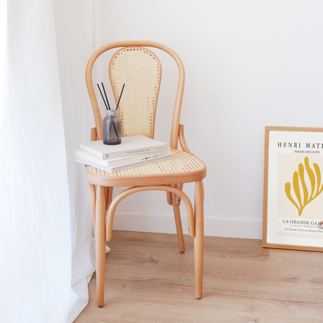 Silla de madera y rejilla Villalonga Sillería y Curvados