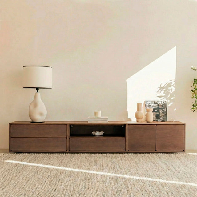 Madera oscura en el salón: cómo decorar con tonos chocolate