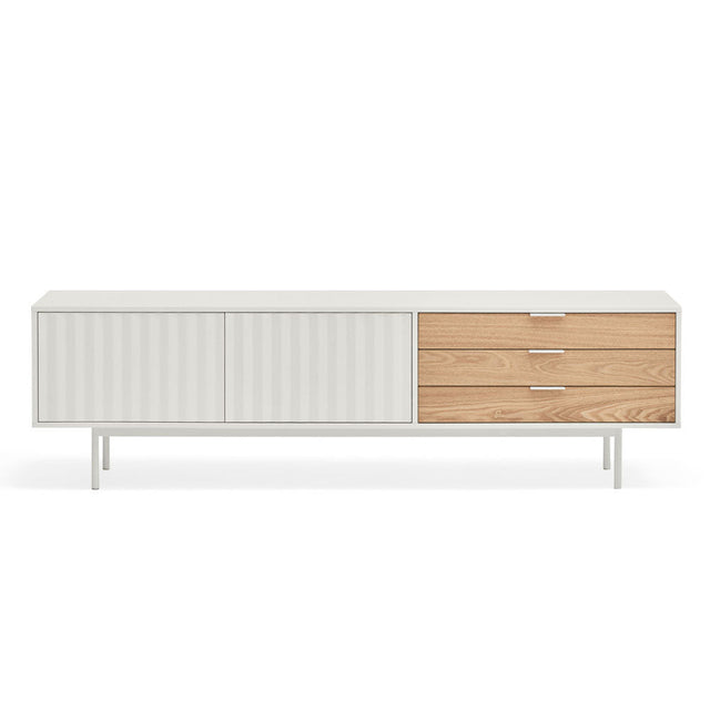 Mueble TV Sierra 140 en ambiente de estilo nórdico