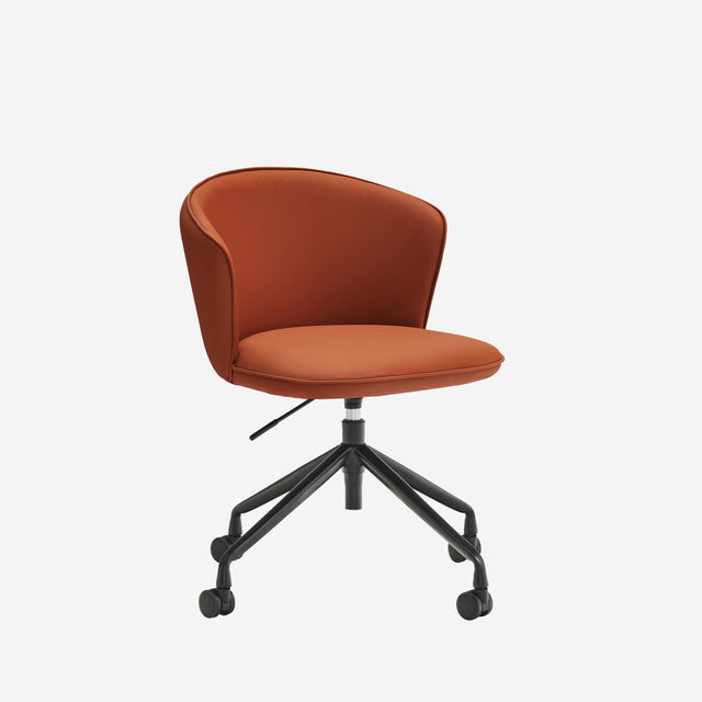 Silla Giratoria 360º ADD Terracota Con Ruedas vista principal de estilo nórdico