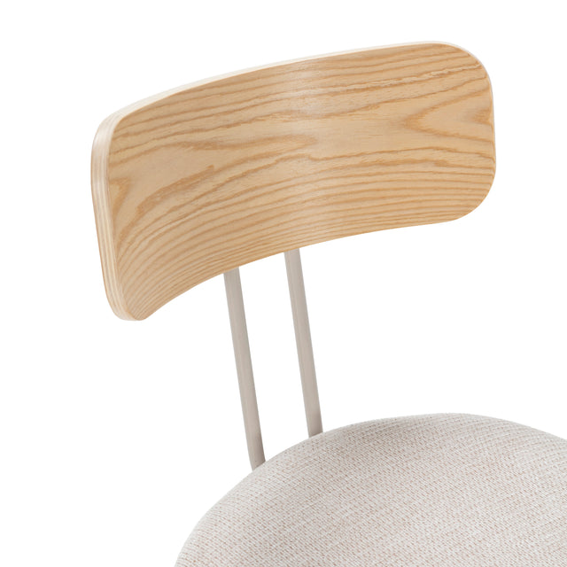 Silla de comedor Olimpia Beige y roble y patas metálicas grises, vista lateral derecha desde otro ángulo