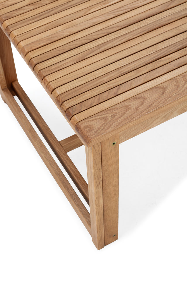 Mesa de centro extensible Unai 70–110 cm Roble, vista lateral derecha desde otro ángulo