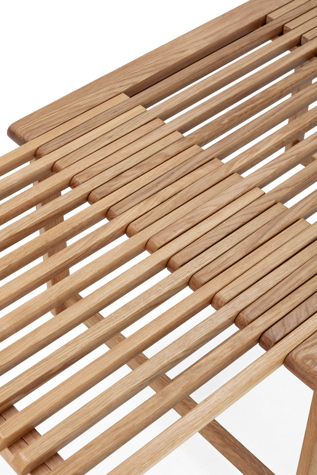 Mesa de centro extensible Unai 70–110 cm Roble, vista lateral derecha desde otro ángulo