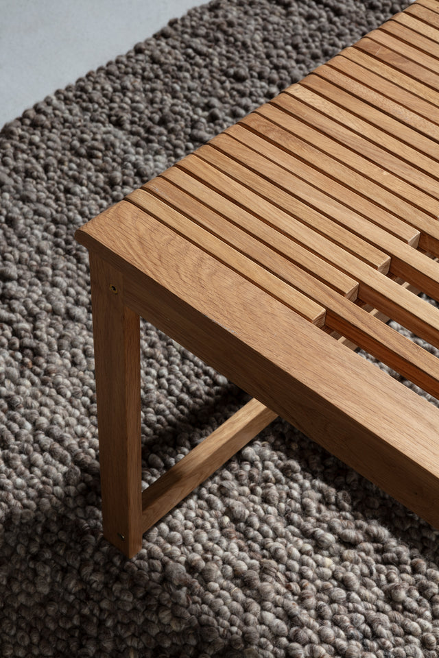 Mesa de centro extensible Unai 70–110 cm Roble, vista lateral derecha desde otro ángulo