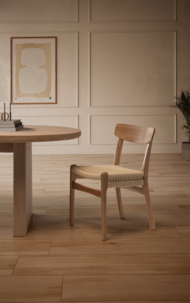 Silla de comedor Biel Roble, en ambiente de comedor