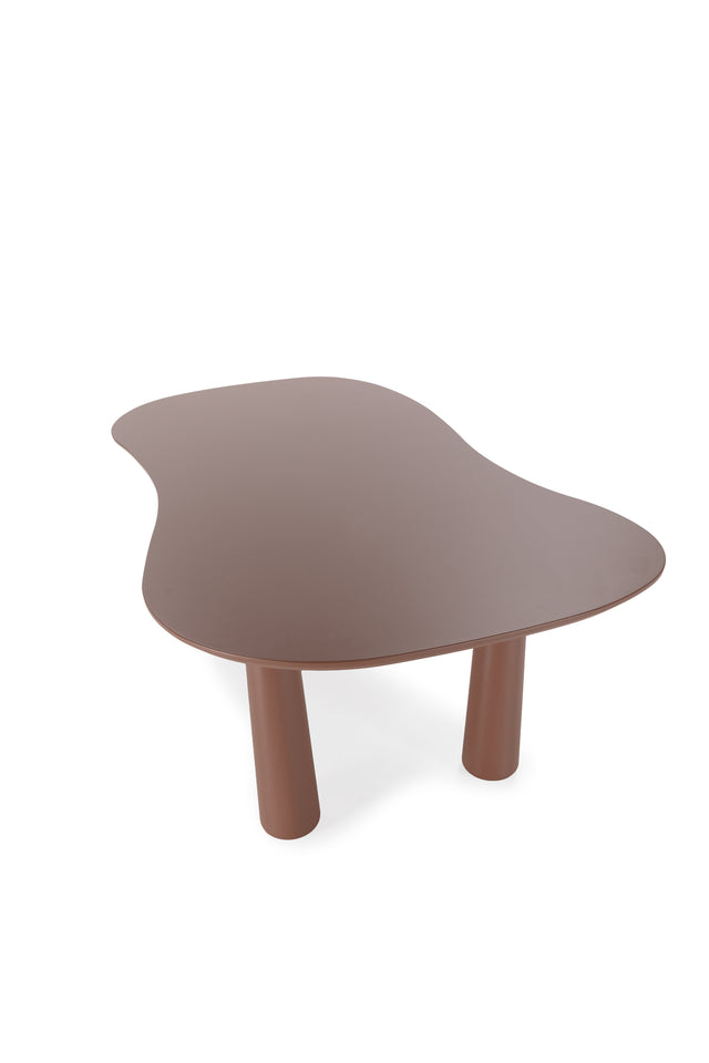 Mesa de comedor Nahia 220 cm Terracota, detalle del diseño