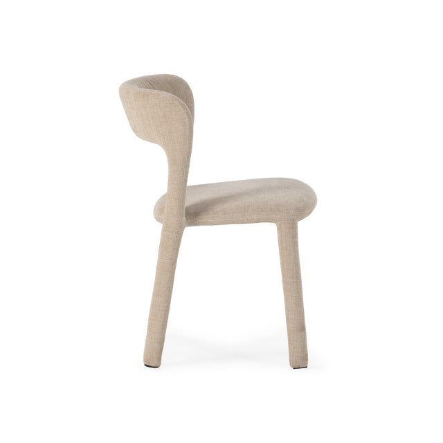 Silla de comedor Lilia Beige, vista lateral izquierda desde otro ángulo