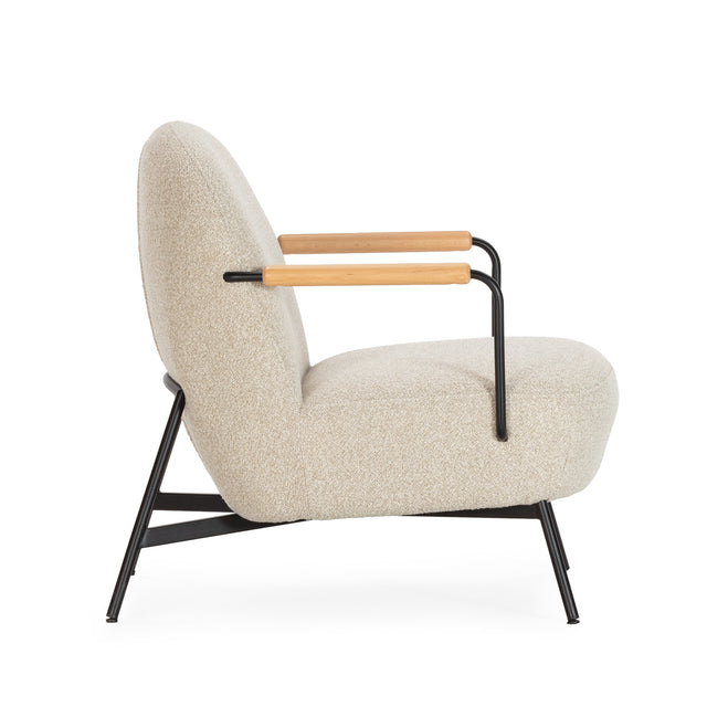 Sillón Regi Beige y patas negras, vista lateral izquierda