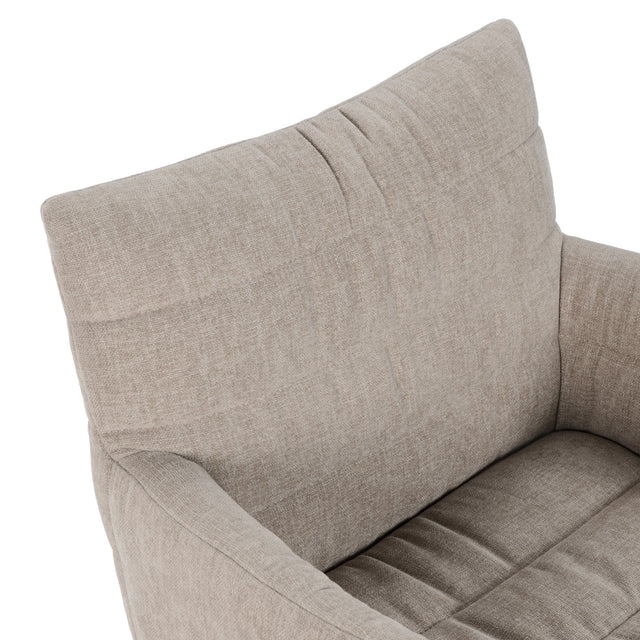 Sillón Naomi Beige, vista lateral derecha desde otro ángulo