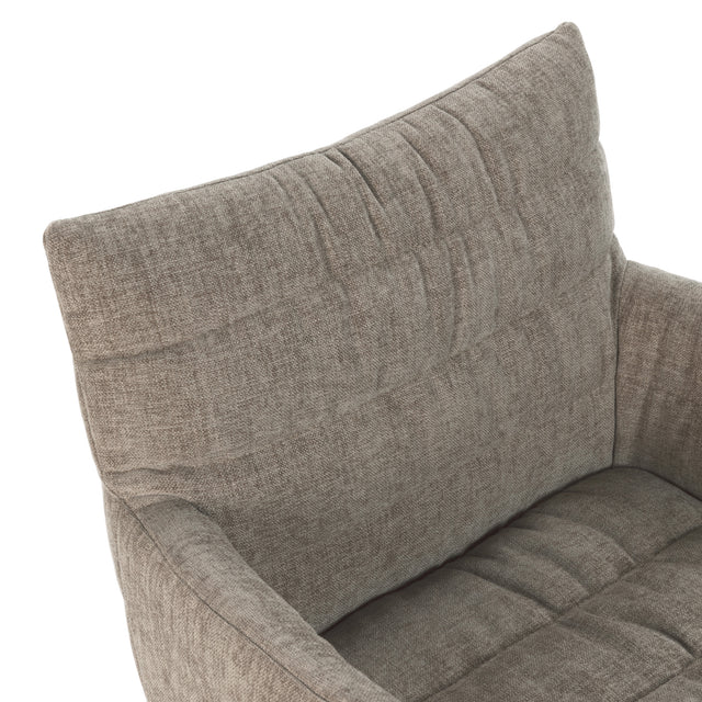 Sillón Naomi Moca, vista lateral derecha desde otro ángulo