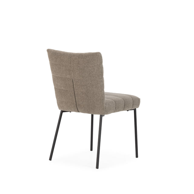 Silla de comedor Naomi Moca, detalle del diseño
