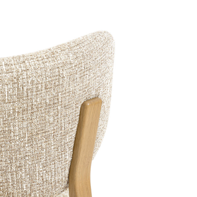 Silla Rumi Beige con Patas de madera | detalle de acabado | Somcasa Vlc | 00SL125625 | imagen 5