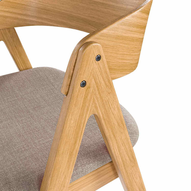 Silla Rina Gris claro con Patas de madera | detalle de acabado | Somcasa Vlc | 00SL102521 | imagen 5