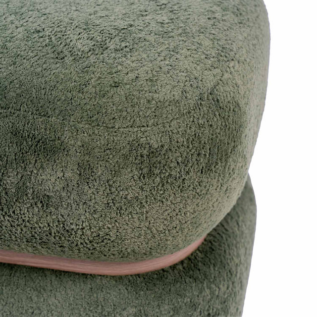 Puff George Verde | detalle de diseño | Somcasa Vlc | 00PF204228 | imagen 3