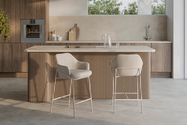 Taburete Bajo Thomas Beige | vista lateral | Somcasa Vlc | 00SL126525 | imagen 4