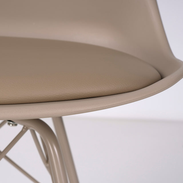 Silla Kendra Beige | detalle de acabado | Somcasa Vlc | 00SL111325 | imagen 5