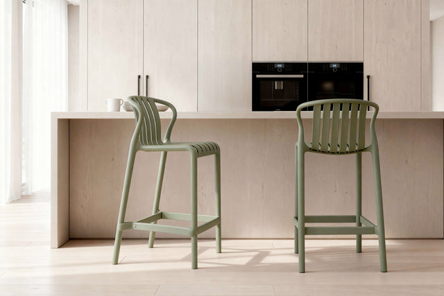 Taburete Bajo Bastian Verde | composición decorativa | Somcasa Vlc | 00SL124828 | imagen 8