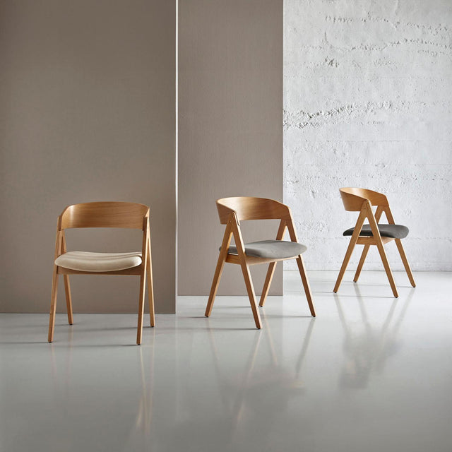 Silla Rina Gris con Patas de madera | imagen de ambiente | Somcasa Vlc | 00SL102522 | imagen 6