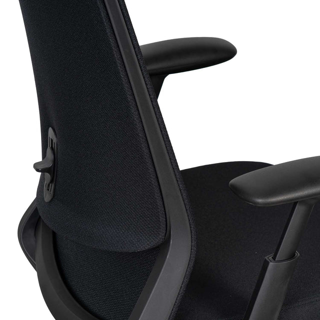 Silla Oficina Lancaster Negro | detalle de acabado | Somcasa Vlc | 00OF102001 | imagen 5