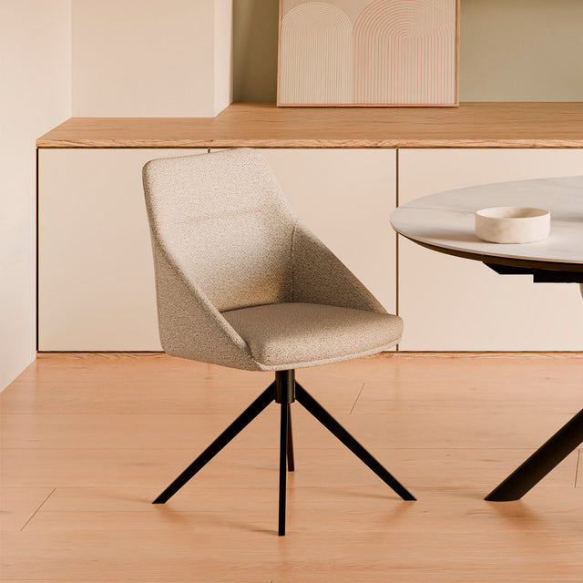 Silla Akira Negra Beige con Patas negras | vista principal | Somcasa Vlc | 00SL126725