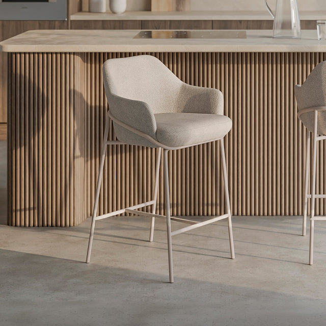 Taburete Bajo Thomas Beige | vista principal | Somcasa Vlc | 00SL126525