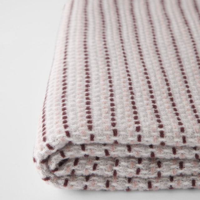 Mueble Manta Multizen Rosa Polvo en ambiente de estilo nórdico