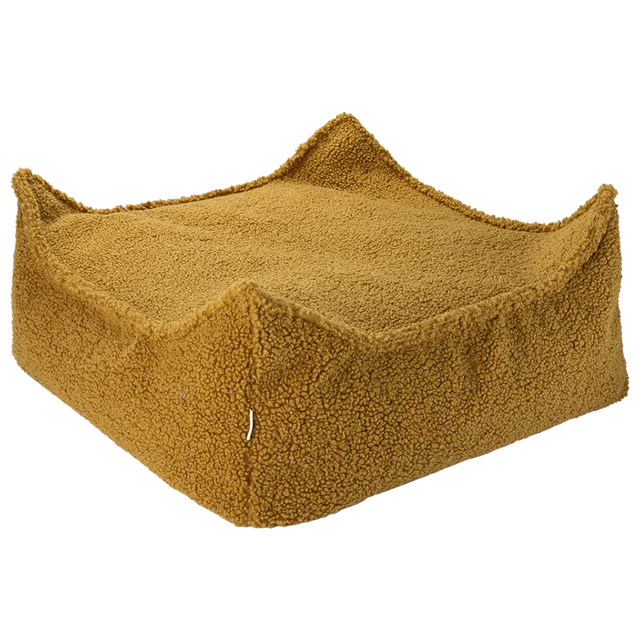 Mueble Puf Infantil Cuadrado de Borreguillo Marrón vista principal de estilo nórdico