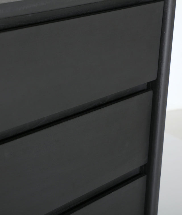 Vista detalle cajones Aparador Thiers 180 cm en madera de mindi color negro Kodu Homedesign Slowdeco