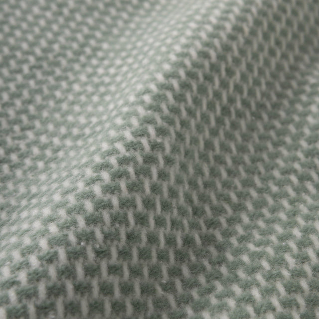 Mueble Manta Zen Verde Savia con acabado verde en ambiente de estilo nórdico