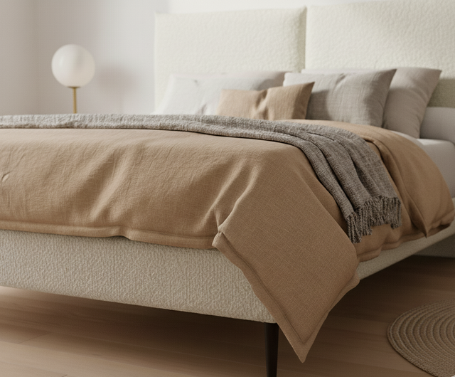 Mueble de diseño en madera natural en espacio de estilo nórdico