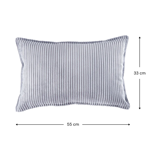 Mueble Cojín Rectangular de Pana Azul en ambiente de estilo nórdico