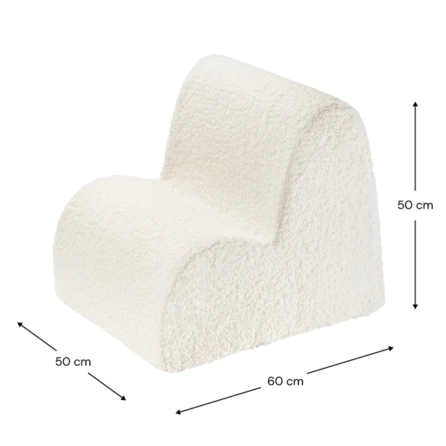 Silla Infantil Nube de Borreguillo Blanca Crema con acabado crema en ambiente de estilo nórdico