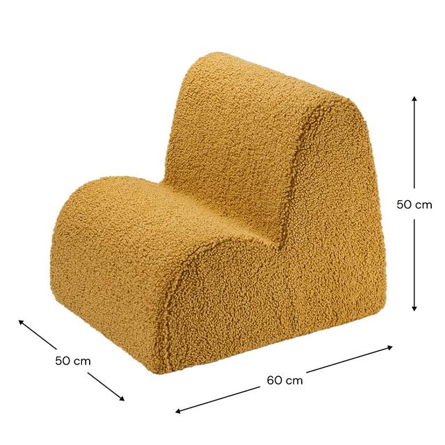 Silla Infantil Nube de Borreguillo Marrón en ambiente de estilo nórdico
