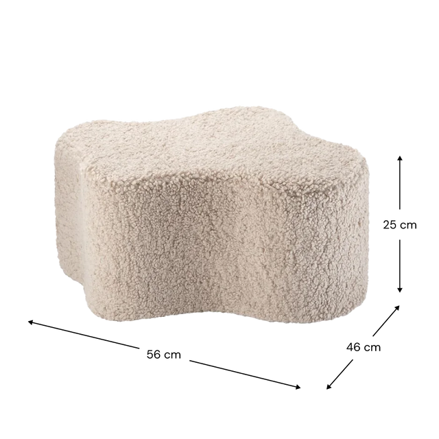 Mueble Puf Infantil Nube de Borreguito Beige con acabado beige en ambiente de estilo nórdico