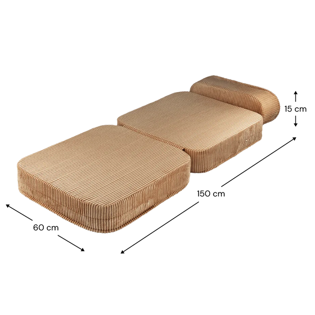 Sillón Infantil Plegable de Pana Marrón en ambiente de estilo nórdico