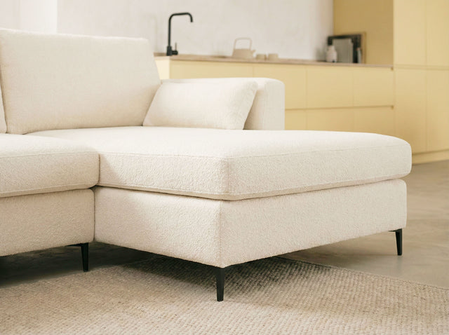 Sofá chaise longue Toledo en ambiente de estilo nórdico