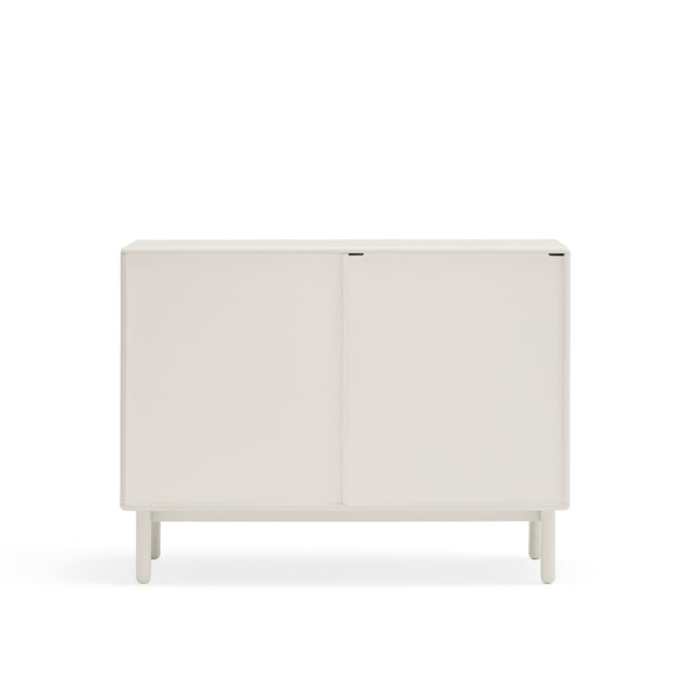 Cómoda Corvo 120 Crema con acabado crema en ambiente de estilo nórdico